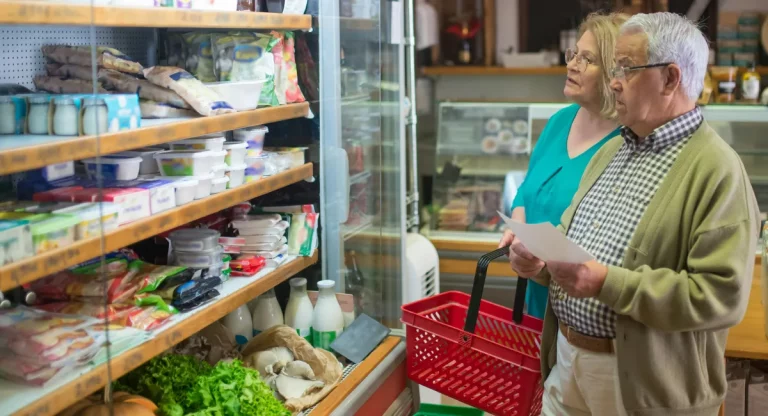Como economizar no mercado? Veja dicas de como planejar suas compras