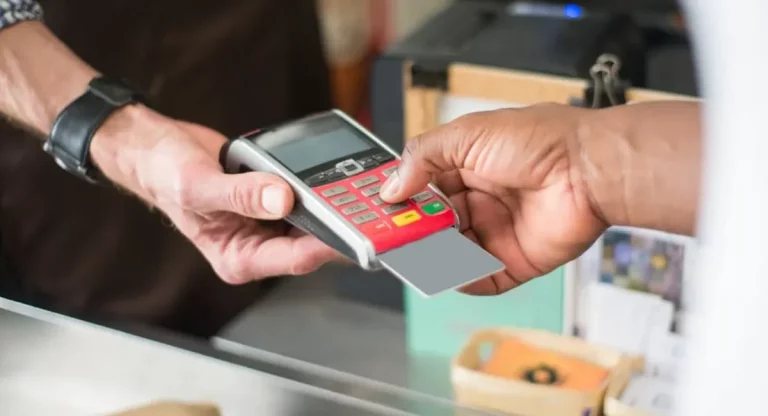 Como melhorar o score de crédito? Veja dicas práticas