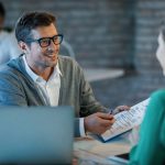 Como saber se o seu consignado CLT está em dia e o que fazer se não estiver